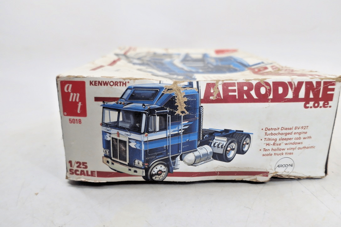 AMT 5018 Kenworth COE Aerodyne Original Kit 1/25 Scale - WISE GUYS HOBBIES LLC