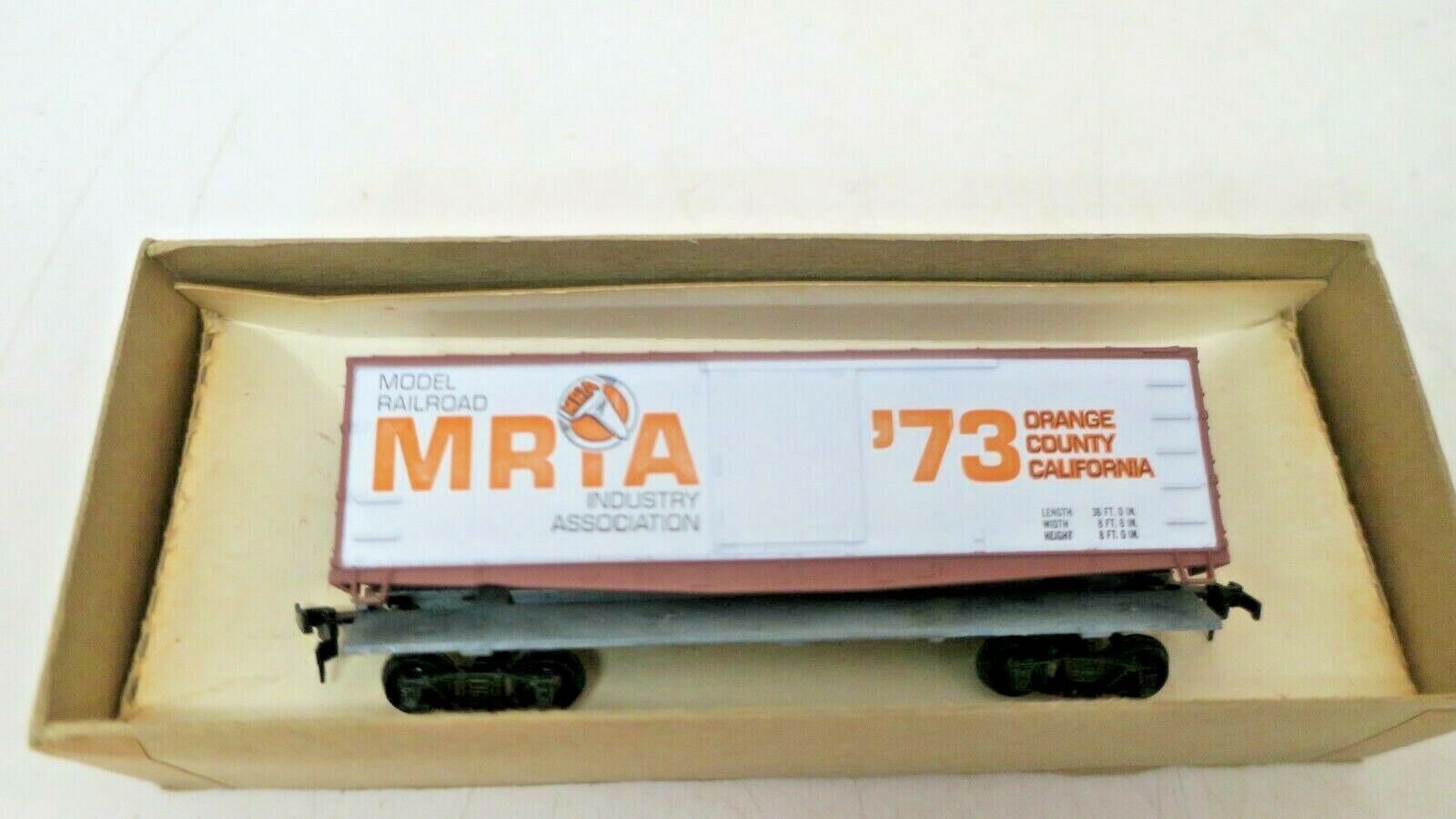 HO SCALE ROUNDHOUSE '73 MRIA CONVENTION CAR KIT - WISE GUYS HOBBIES LLC