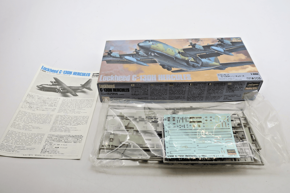 Hasegawa 1/200 Lockheed C - 130 Hercules Model Kit MM12 - WISE GUYS HOBBIES LLC
