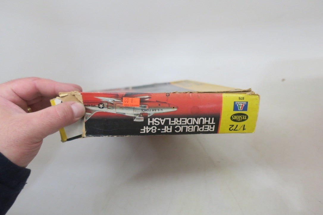 Vintage 1/72 Testors Italeri Republic RF - 84F Thunderflash Model Kit 876 - WISE GUYS HOBBIES LLC