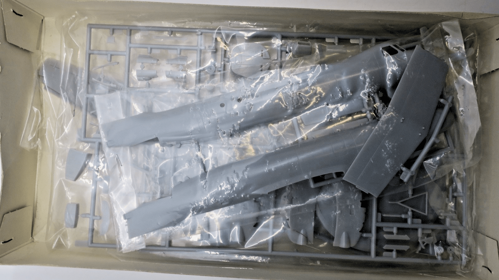 Fujimi 1/72 Grumman E - 2CJ JASDF Hawkeye Model Kit - WISE GUYS HOBBIES LLC