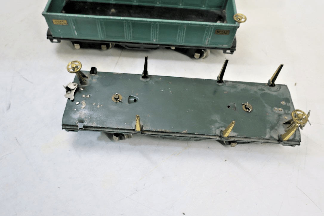 LIONEL PREWAR STANDARD GAUGE 8E OLIVE GREEN SET  353 FREIGHT SET - WISE GUYS HOBBIES LLC