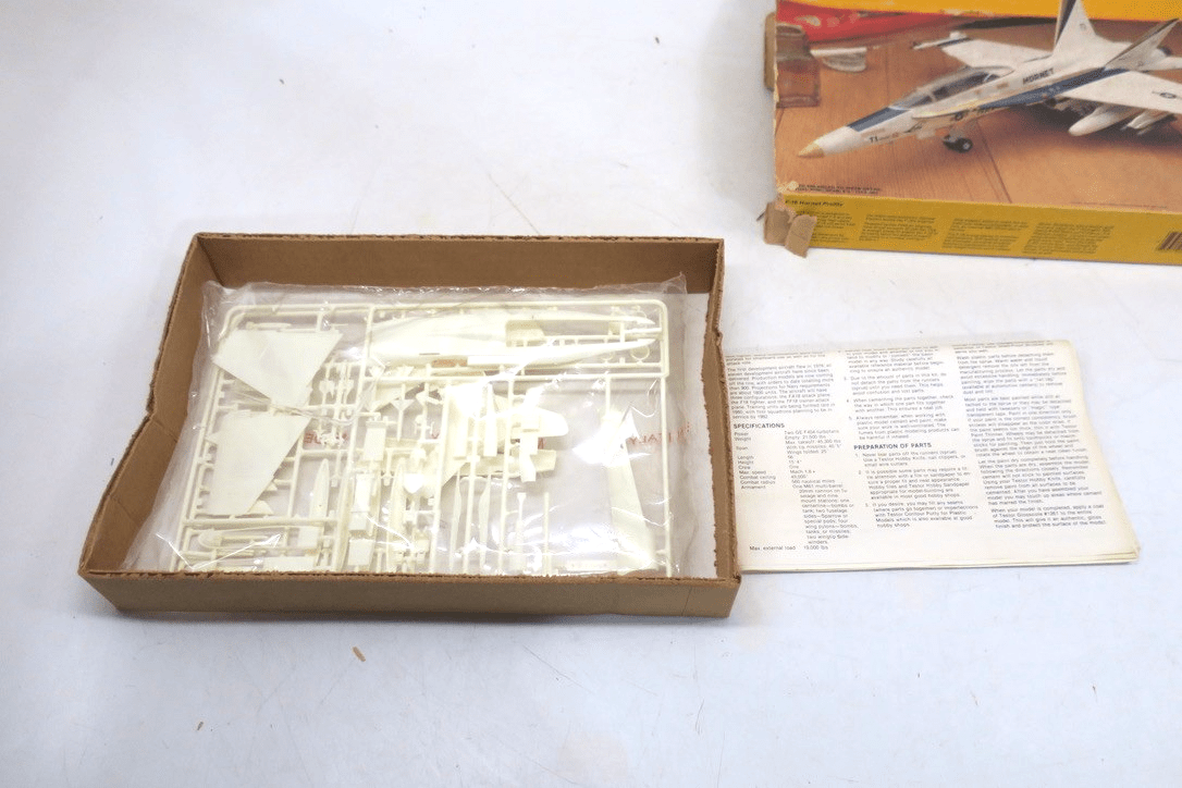 Testors Italeri F - 18 Hornet 1/72 Scale Airplane Plastic Model Kit - WISE GUYS HOBBIES LLC