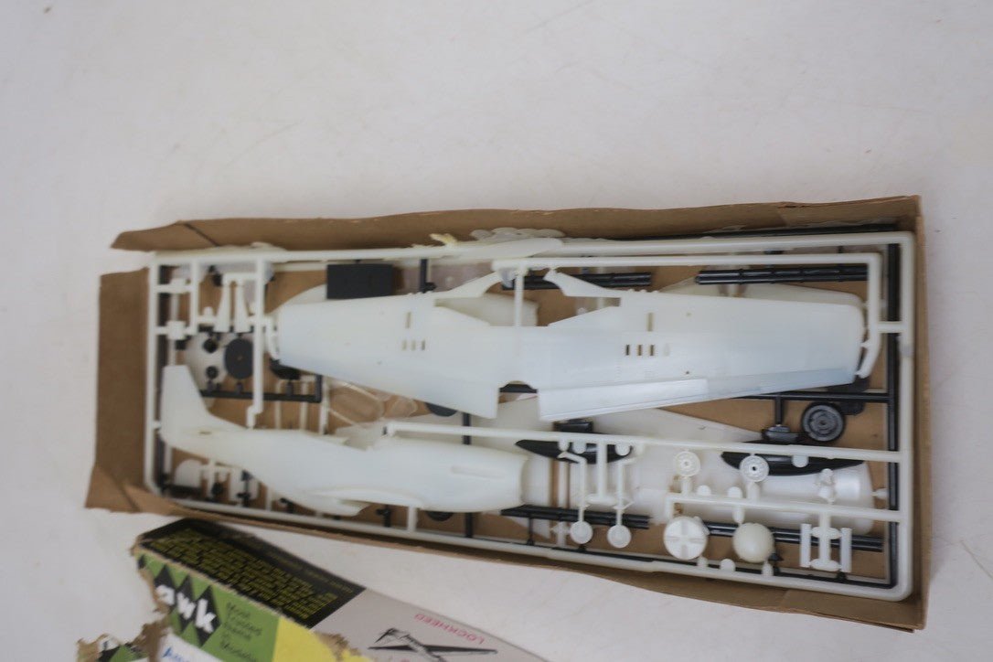 Hawk 1/4" P - 51D Mustang Model Kit 546 - 130 - WISE GUYS HOBBIES LLC