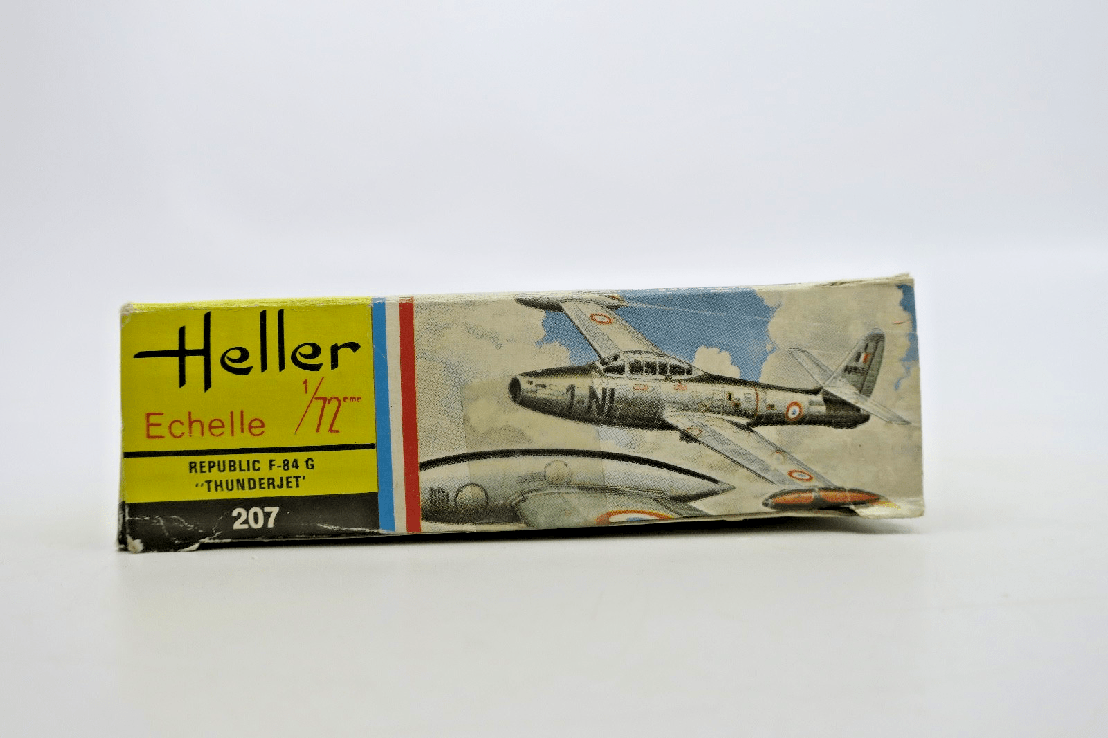 Heller 1/72 Republic F - 84 G "Thunderjet" Model Kit 207 - WISE GUYS HOBBIES LLC