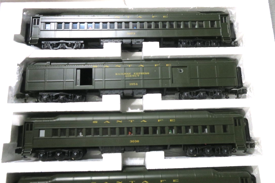 MTH 20-4049 O Santa Fe Madison 70' Madison Passenger Car Set (Set of 5)/Box