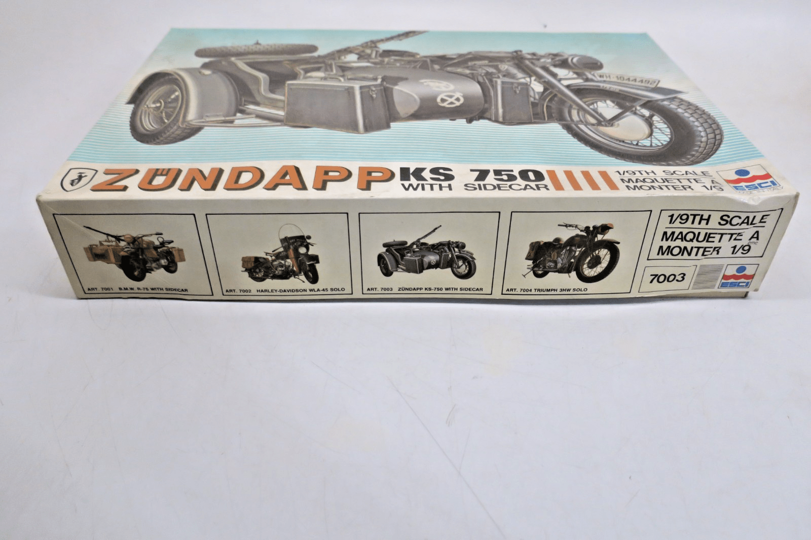 ESCI 1/9 Zundapp KS 750 With Sidecar Model Kit 7003 - WISE GUYS HOBBIES LLC