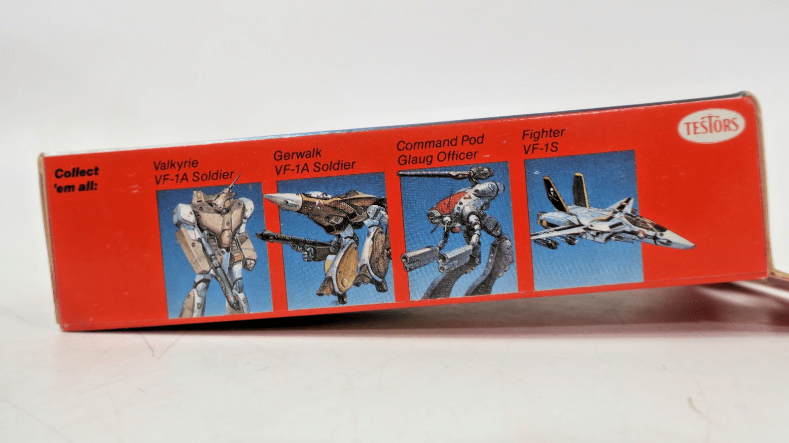 Testors ROBOTS 1/200 VF-1J/GBP-1S Milia Armored Valkyrie Model Kit 0026 - WISE GUYS HOBBIES LLC