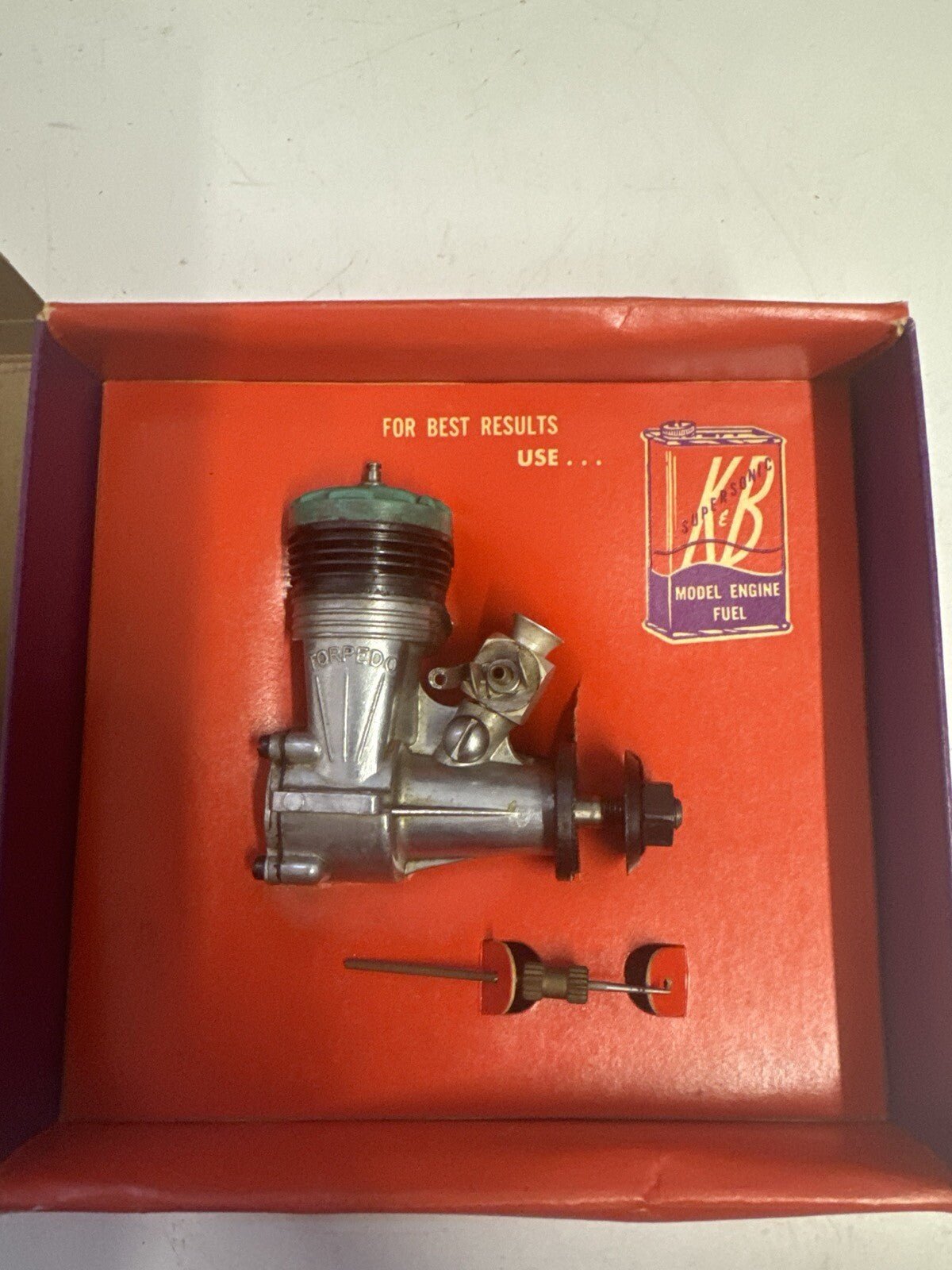 GREEN TOP K & B ALLYN TORPEDO MODEL 23 PLANE ENGINE IN ORIGINAL BOX - WISE GUYS HOBBIES LLC