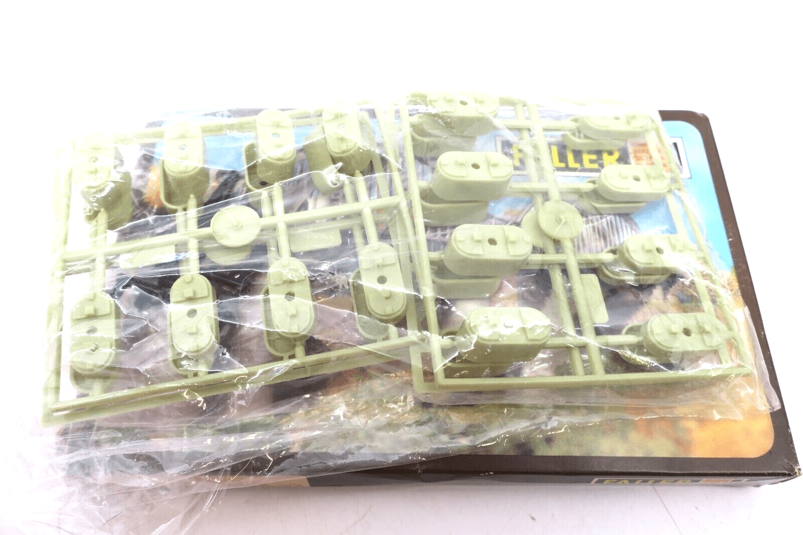 Faller Z Scale 2927 32 Piece Bridge Piers Mint In Box - WISE GUYS HOBBIES LLC