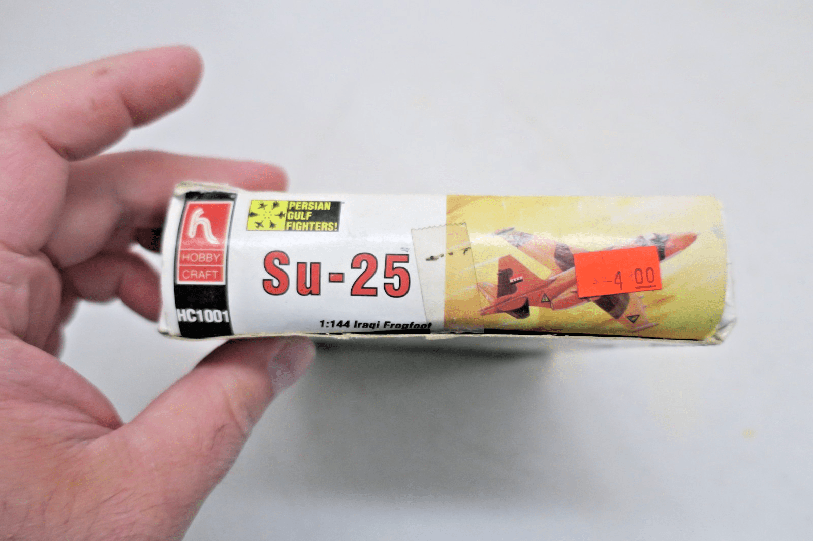 Hobby Craft 1/144 Su - 25 Iraqi Frogfoot Model Kit HC1001 - WISE GUYS HOBBIES LLC