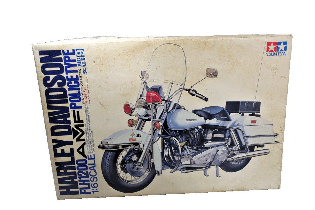 Tamiya 1/6 Scale Harley Davidson FLH1200 Police Type Plastic Model Kit - WISE GUYS HOBBIES LLC