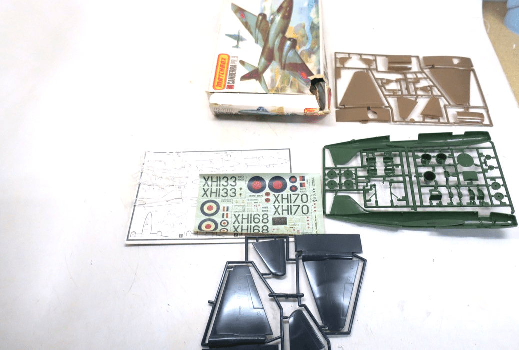 Vintage 1983 Matchbox 1/72 BAC Canberra PR.9 Plastic Model Kit PK - 408 - WISE GUYS HOBBIES LLC