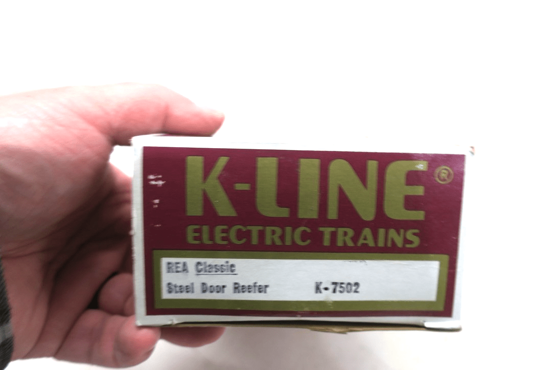 K - Line 0 027 Gauge K - 7502 REA steel Door Reefer Car - WISE GUYS HOBBIES LLC