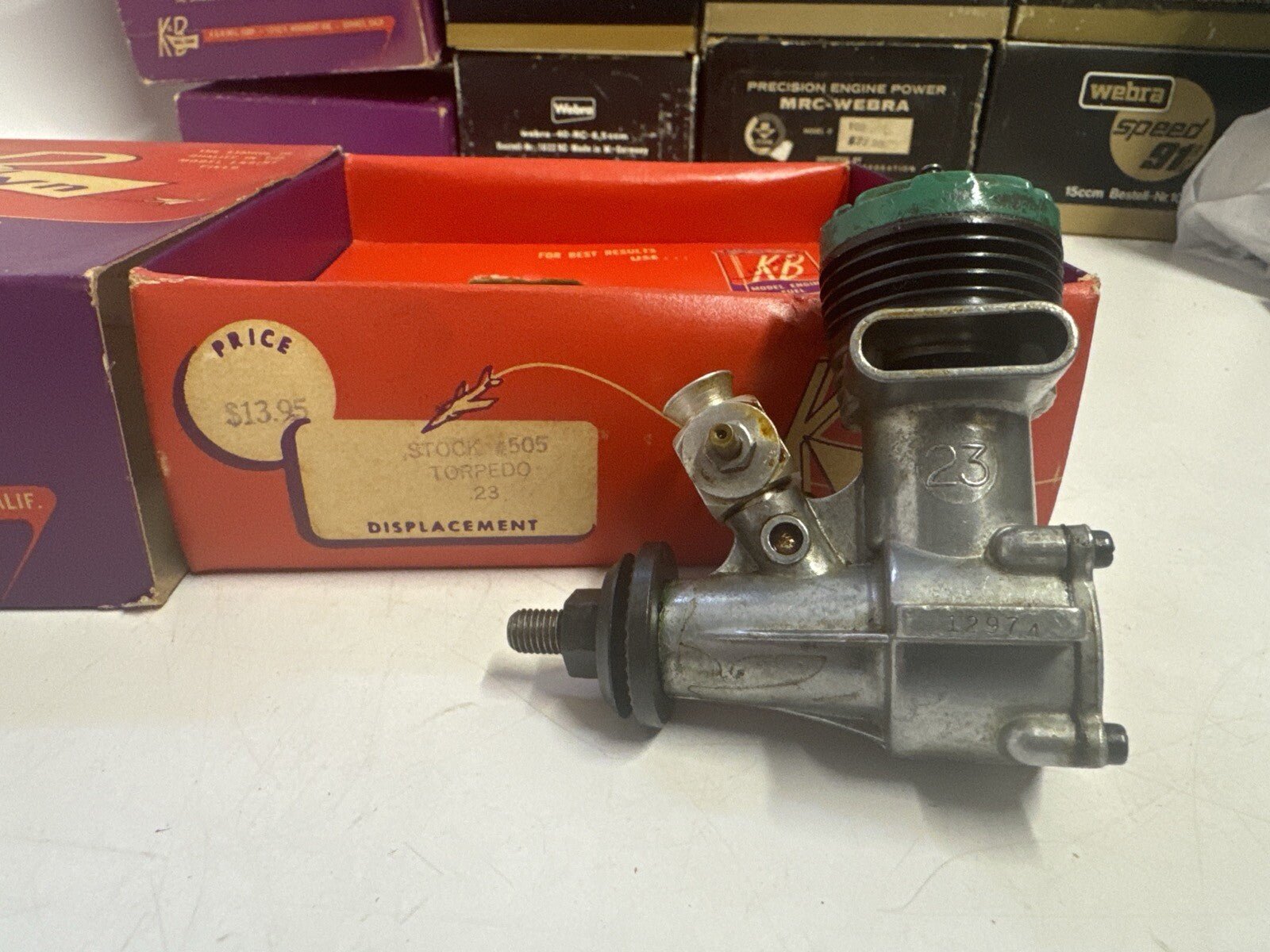 GREEN TOP K & B ALLYN TORPEDO MODEL 23 PLANE ENGINE IN ORIGINAL BOX - WISE GUYS HOBBIES LLC