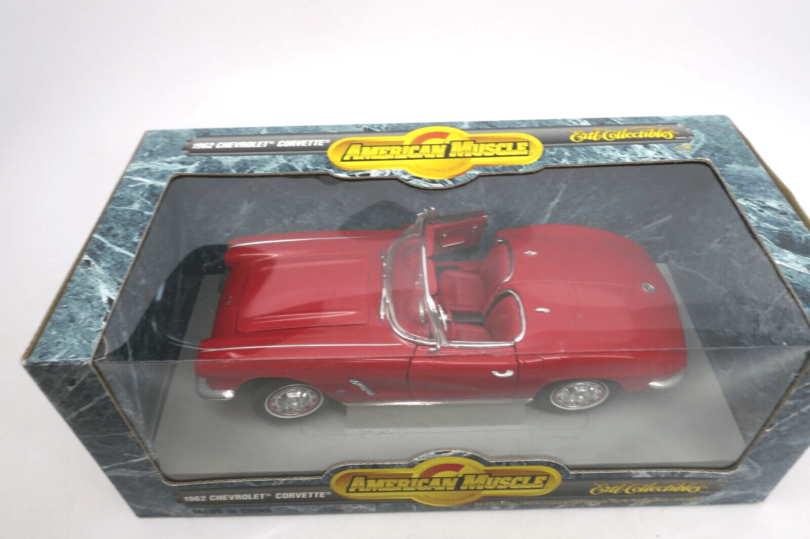 1998 ERTL American Muscle 1962 RED CHEVROLET CORVETTE CONVERTIBLE 1/18 Diecast - WISE GUYS HOBBIES LLC