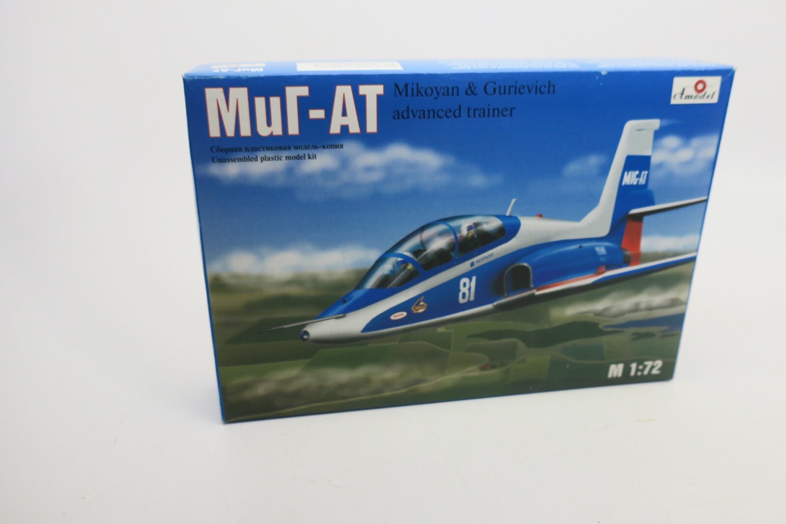 Amodel 1/72 Scale MiG-AT Advanced Trainer Model Kit - WISE GUYS HOBBIES LLC