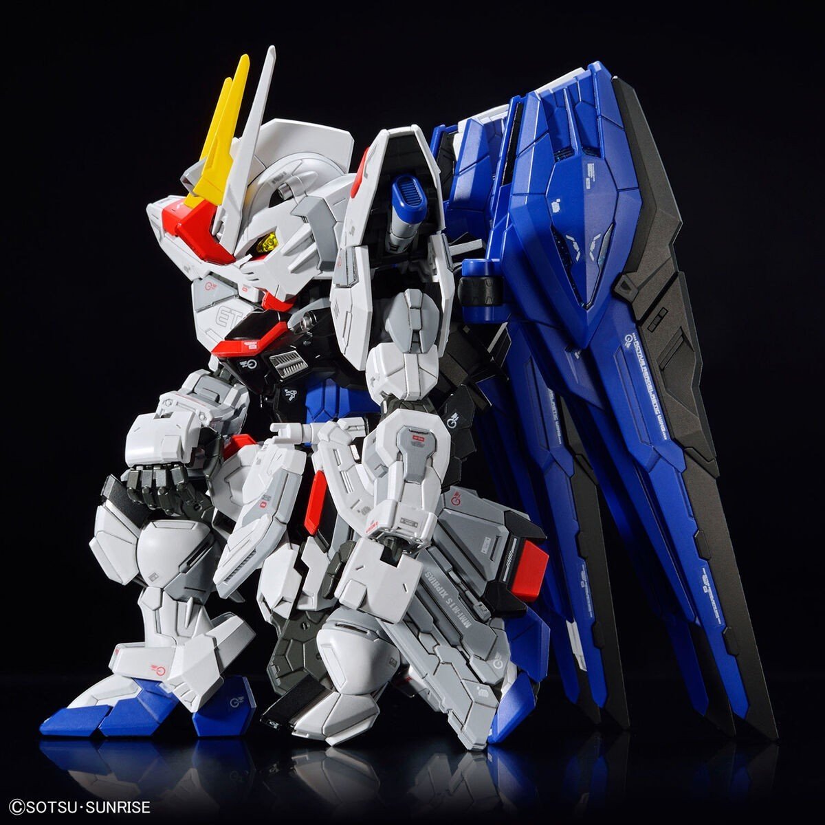 MASTER GRADE SD FREEDOM GUNDAM Model Kit - WISE GUYS HOBBIES LLC