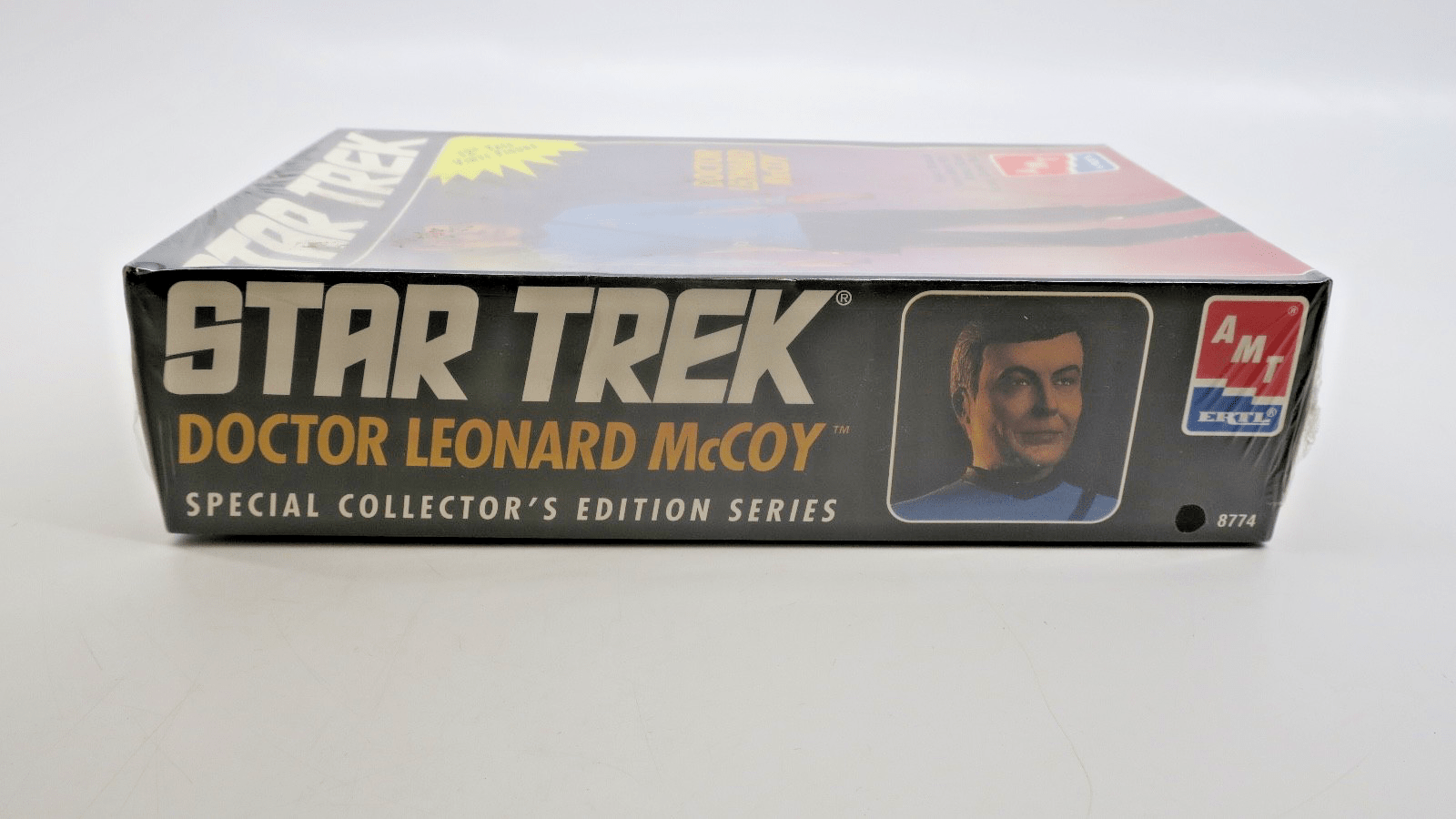 AMT ERTL Star Trek Doctor Leonard McCoy Vinyl Model Kit - WISE GUYS HOBBIES LLC