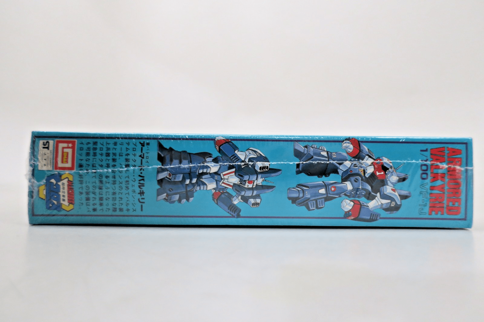 Imai Macross 1/100 VF - 1J Armored Valkyrie Model Kit 6 SEALED - WISE GUYS HOBBIES LLC