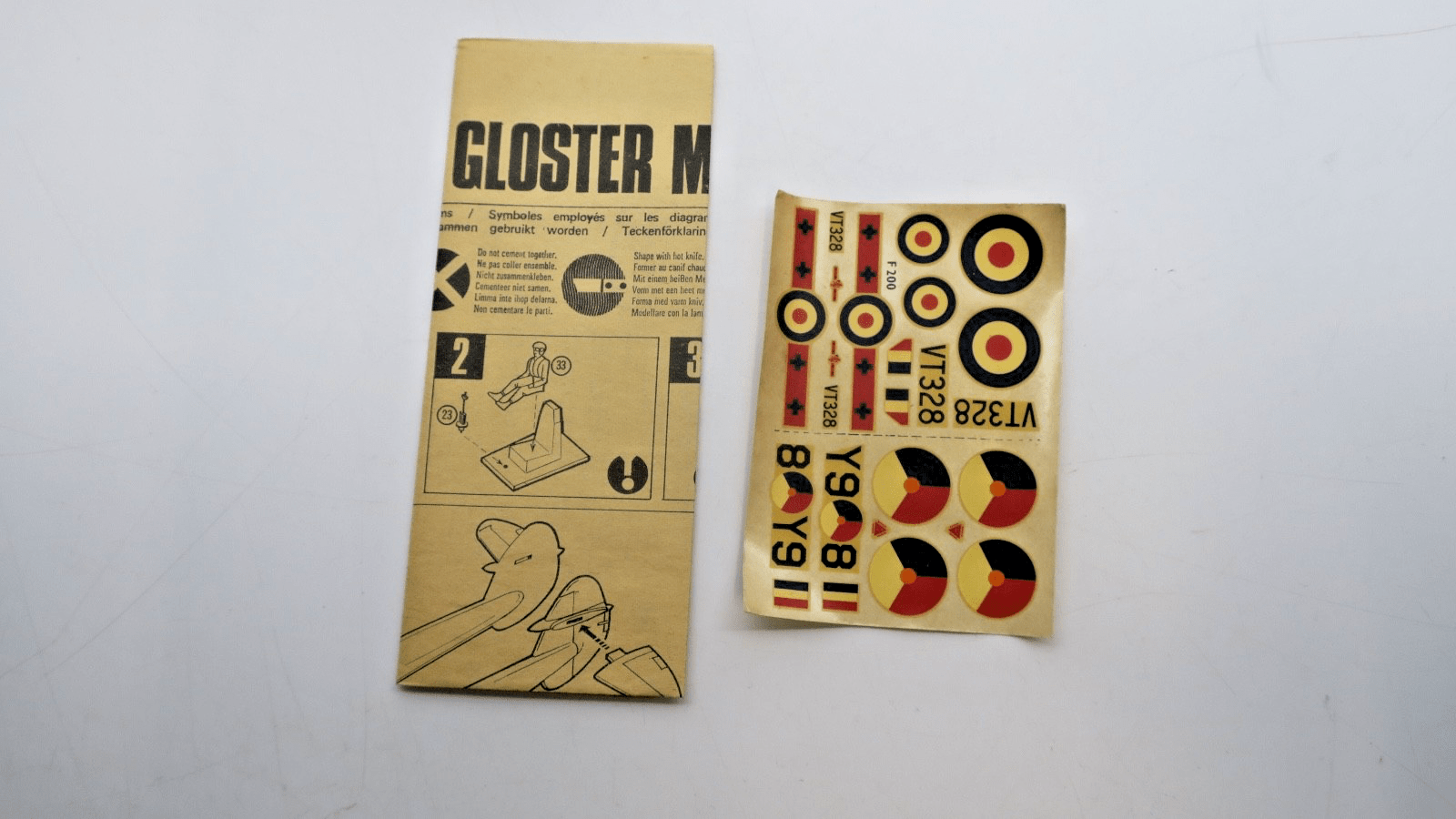 Vintage Frog 1/72 Gloster Meteor F. Mk. IV Model Kit F200 - WISE GUYS HOBBIES LLC