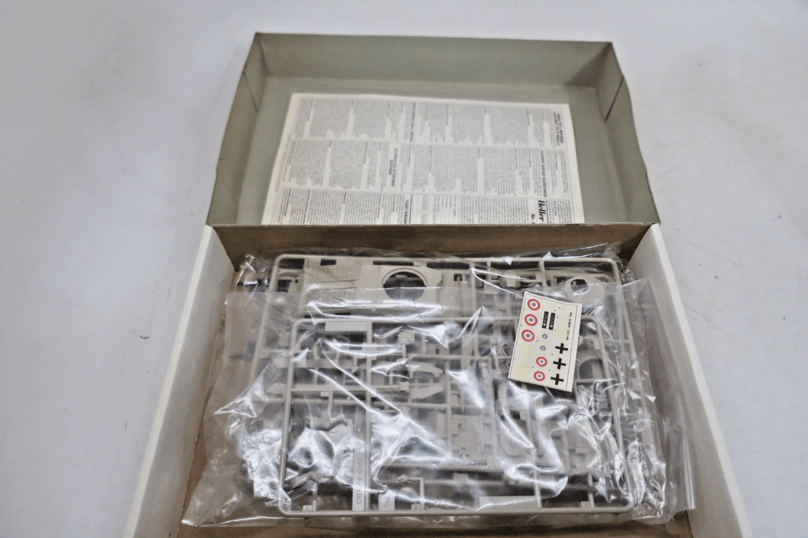 Heller 1/35 Somua S - 35 Model Kit 81170 - WISE GUYS HOBBIES LLC