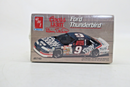 AMT 1/25 Ford Thunderbird Model Kit