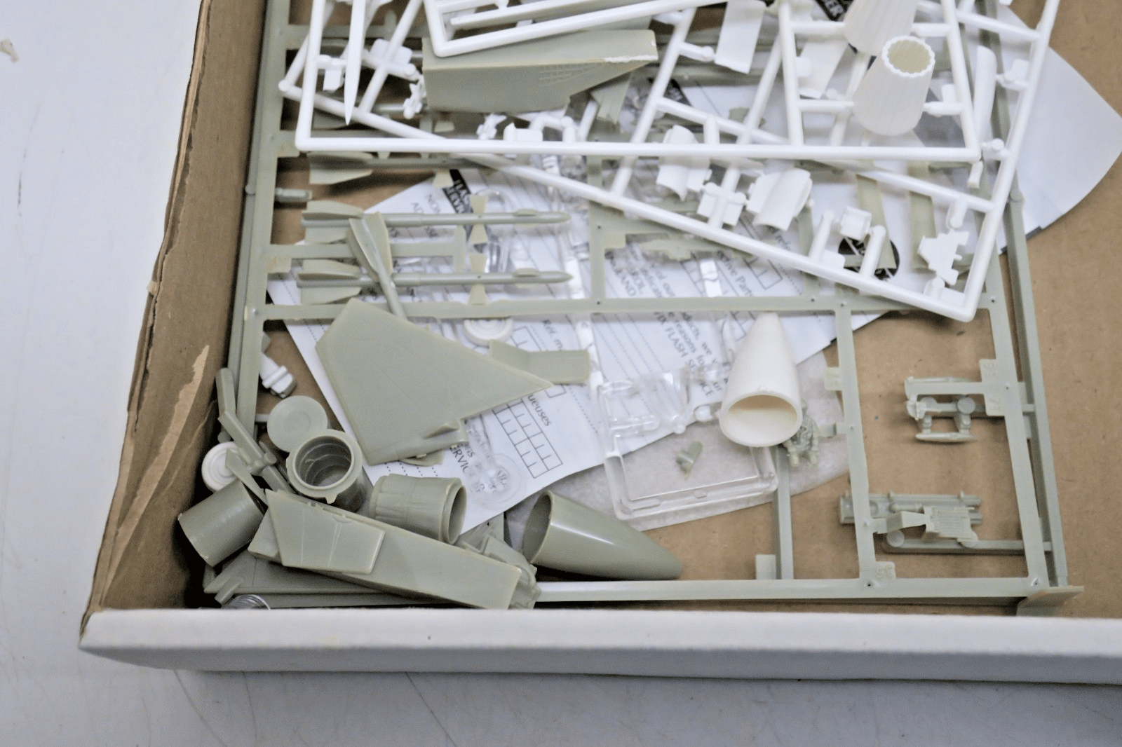 Airfix 1/72 Flanker B Sukhoi 27 Model Kit 05025 USED - WISE GUYS HOBBIES LLC