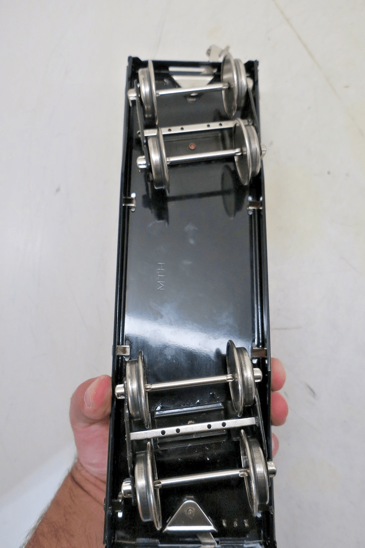 MTH Standard Gauge Tinplate Black 511 Flat Car w/ Wood Load 10 - 1117 - WISE GUYS HOBBIES LLC