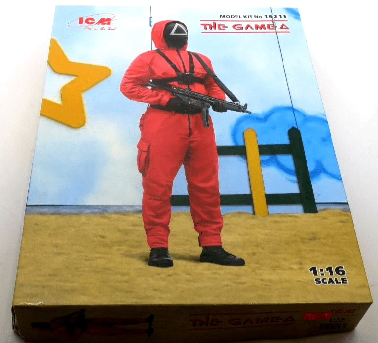 ICM Squid Games 1/16 The Game Triangle Model Kit 16211 - WISE GUYS HOBBIES LLC