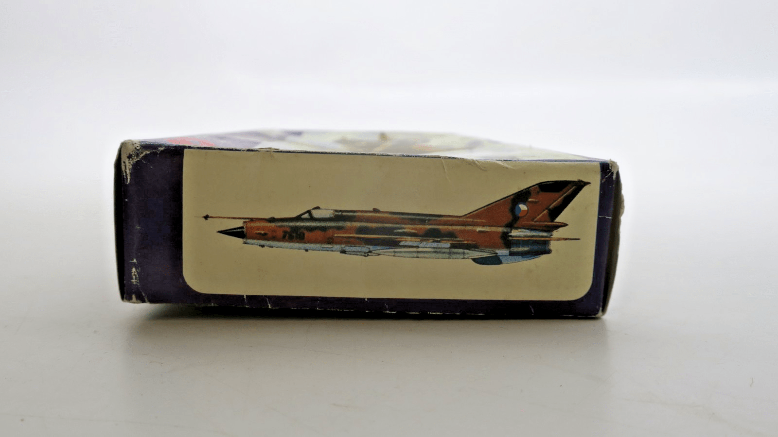 KP 1/72 MiG - 21 MF Model Kit 19 - WISE GUYS HOBBIES LLC