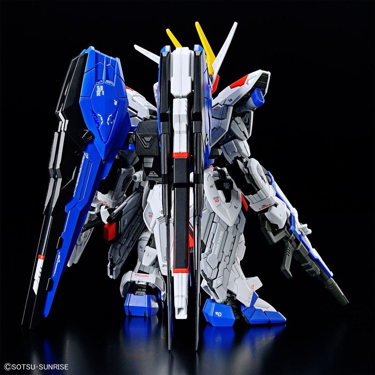 MASTER GRADE SD FREEDOM GUNDAM Model Kit - WISE GUYS HOBBIES LLC