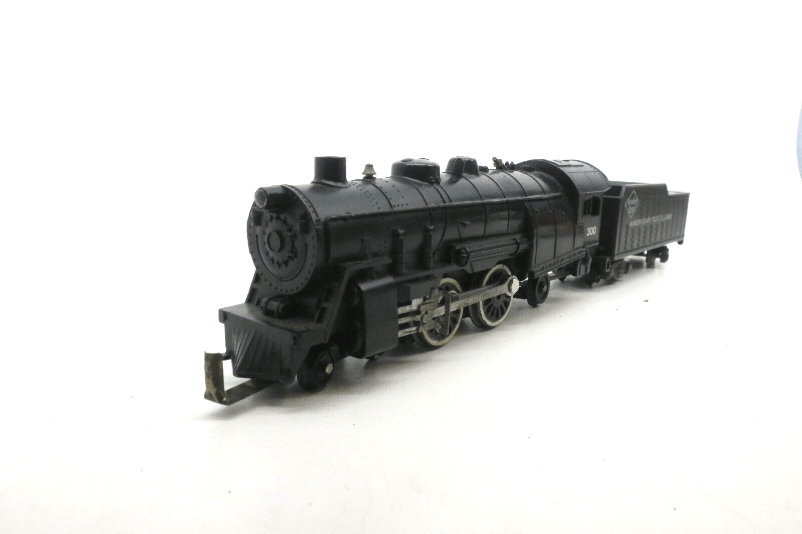 American Flyer Vintage S Gauge 4-4-2 Steam Locomotive & Tender:  300 - WISE GUYS HOBBIES LLC