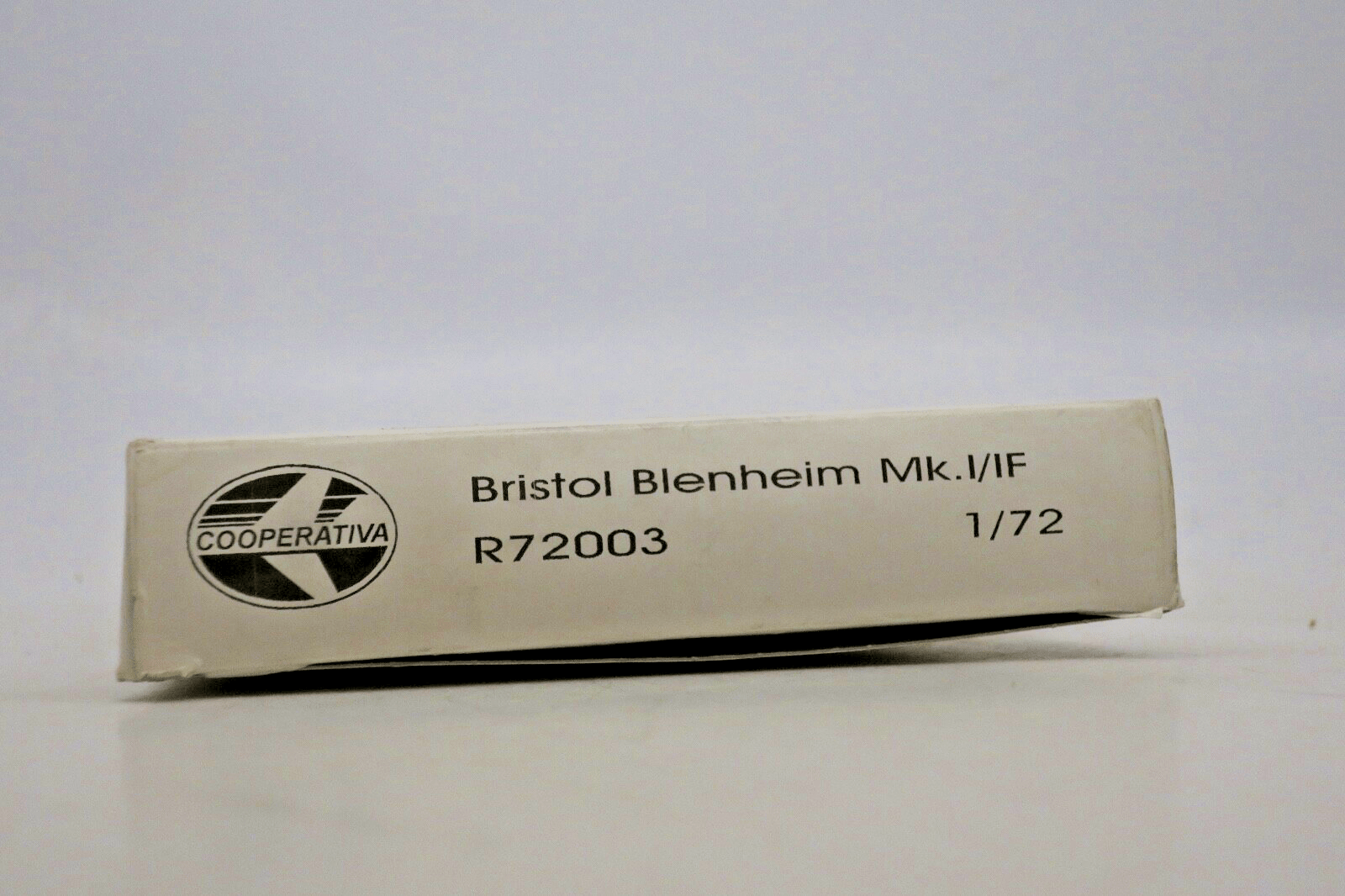 Cooperativa 1/72 Bristol Blenheim Mk.I/IF Model Kit R72003 - WISE GUYS HOBBIES LLC