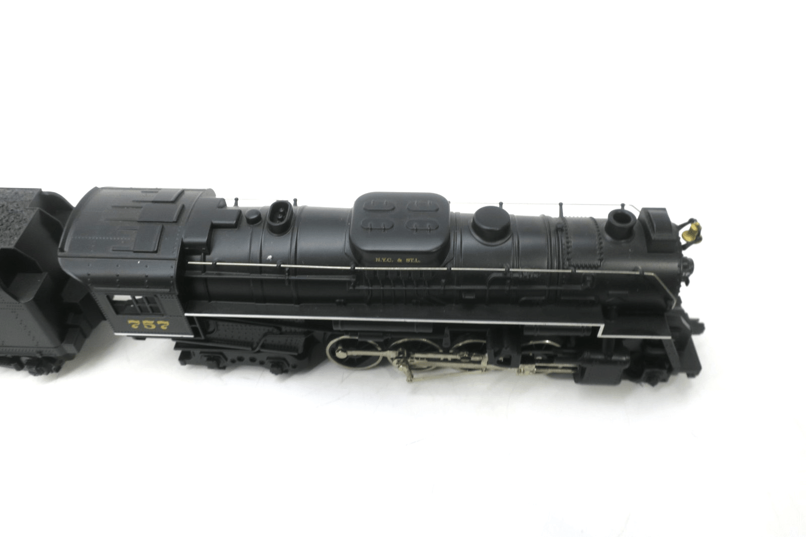 Lionel 6-28616 O Gauge Nickel Plate Road Berkshire 2-8-4 Steam Locomotive 757 - WISE GUYS HOBBIES LLC