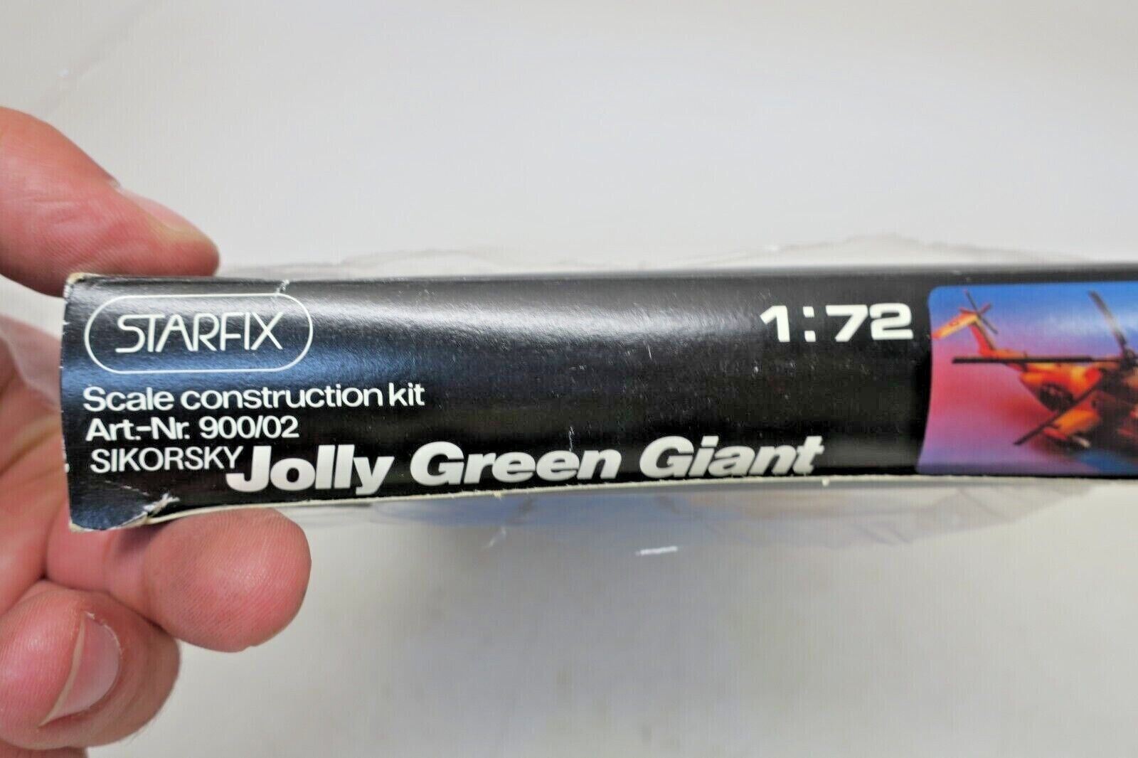 MODEL KIT 1/72 STARFIX SIKORSKY JOLLY GREEN GIANT 900/02 - WISE GUYS HOBBIES LLC