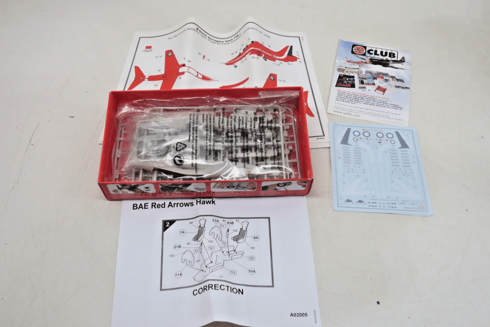 Airfix 1/72 BAe Red Arrows Hawk Model Kit A02005 - WISE GUYS HOBBIES LLC