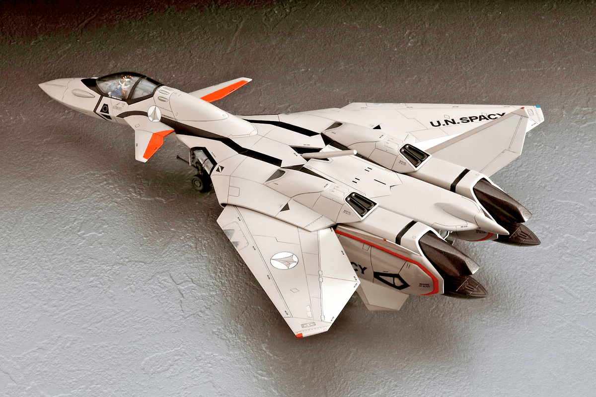 Hasegawa Macross Plus 1/72 VF - 11B Thunderbolt Model Kit - WISE GUYS HOBBIES LLC