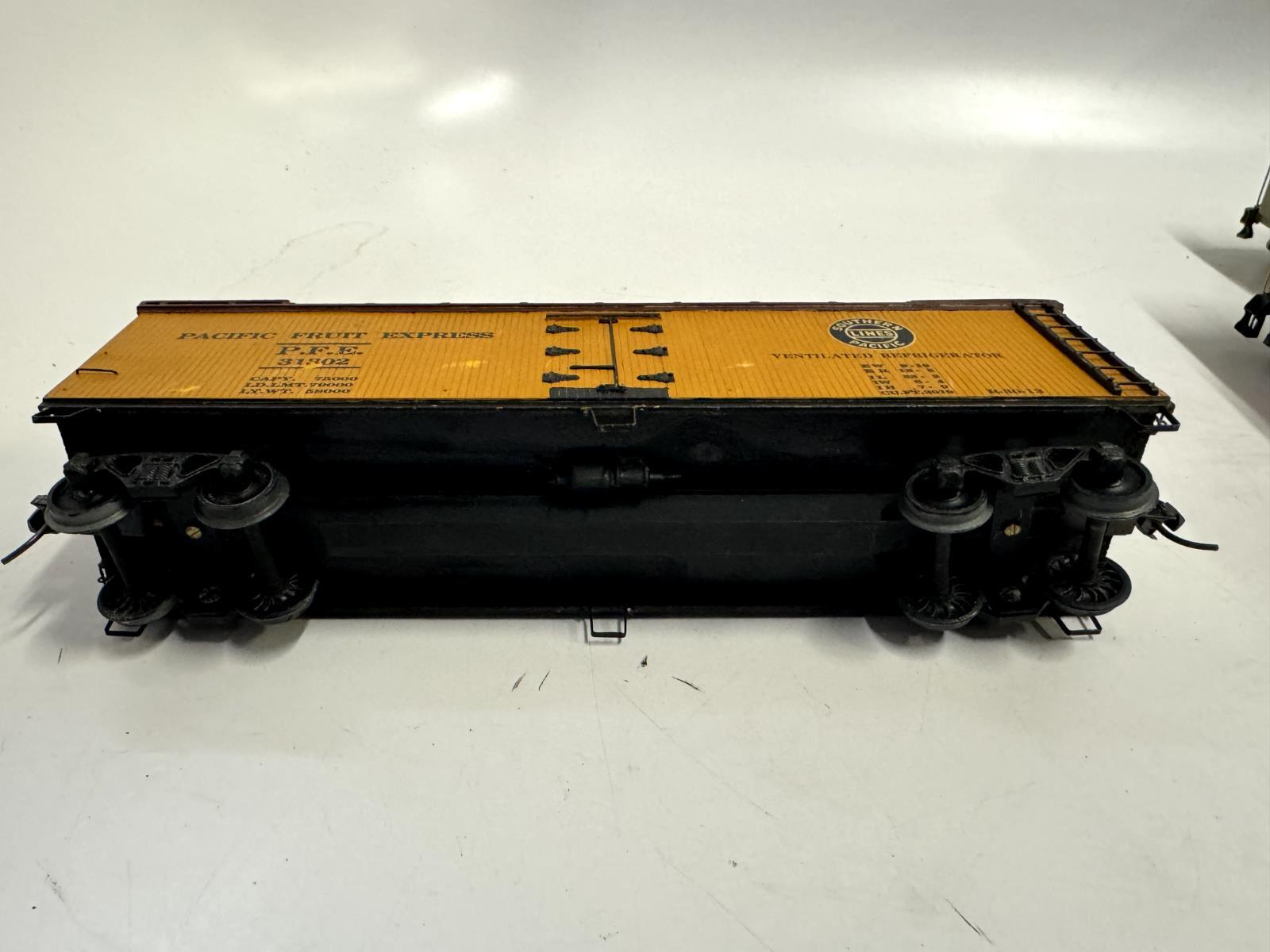 WOODSIDE SCRATCH BUILT C/P O SCALE 2R REEFER PFE UNION PACIFIC WEATHERED - WISE GUYS HOBBIES LLC