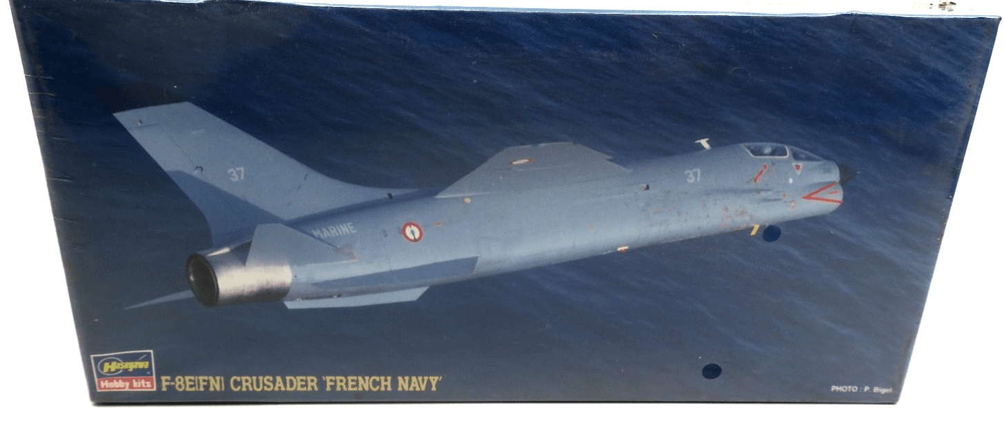 Hasegawa 1/72 F - 8E/FN Crusader French Navy Model Kit 2876 - WISE GUYS HOBBIES LLC