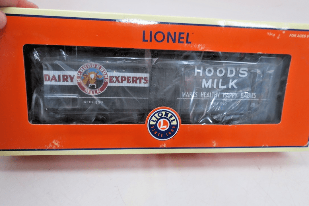 Lionel O gauge 3 rail Item 6 - 17355 Hood's Milk Car - road GPEX 550 New in box - WISE GUYS HOBBIES LLC