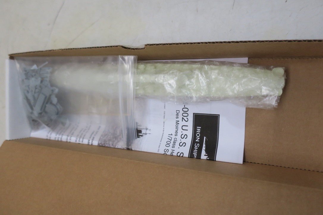 IRON SHIPWRIGHTS 1:700 resin cast battleship kit USS Salem CA - 139 Model Kit - WISE GUYS HOBBIES LLC