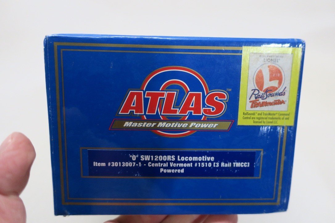 Atlas O 3 - Rail Central Vermont SW - 1200RS QSI Sound/DCC 3013007 - 1 - WISE GUYS HOBBIES LLC