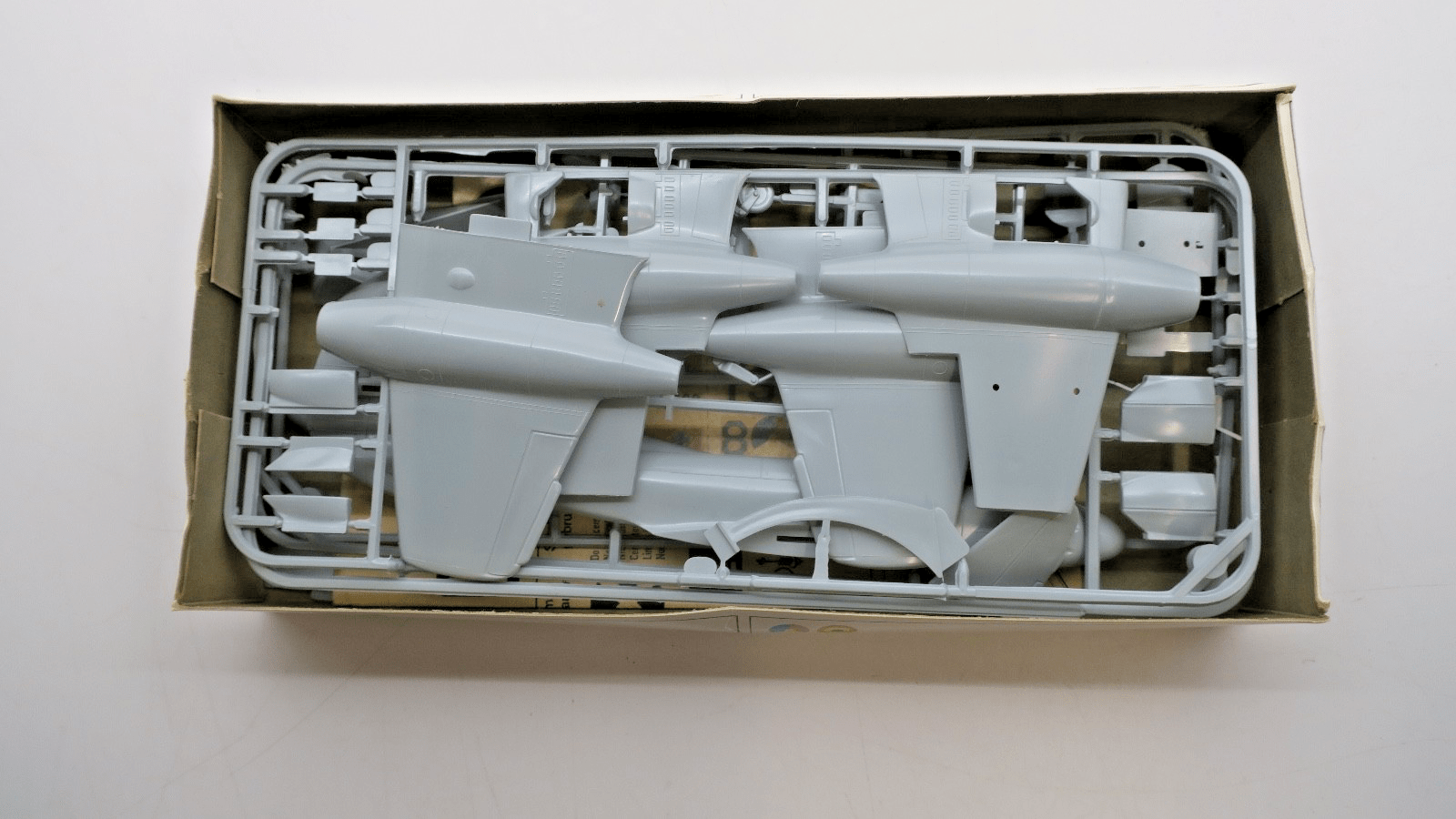Vintage Frog 1/72 Gloster Meteor F. Mk. IV Model Kit F200 - WISE GUYS HOBBIES LLC