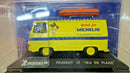 PEUGEOT J7 CAMPER JEU DE MICHELIN LA COLLECTION OFFICIELLE 1/43 DIECAST + DINGHY