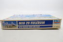 ESCI 1/72 MiG-29 Fulcrum With Ground Crew And Pilot Model Kit