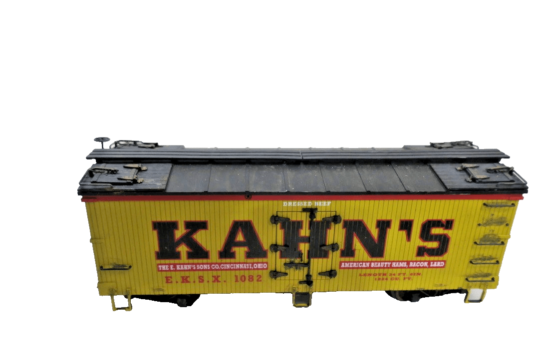 USA TRAINS (R - 16023) KAHN'S / WOODEN BILLBOARD REEFER Weathered - WISE GUYS HOBBIES LLC