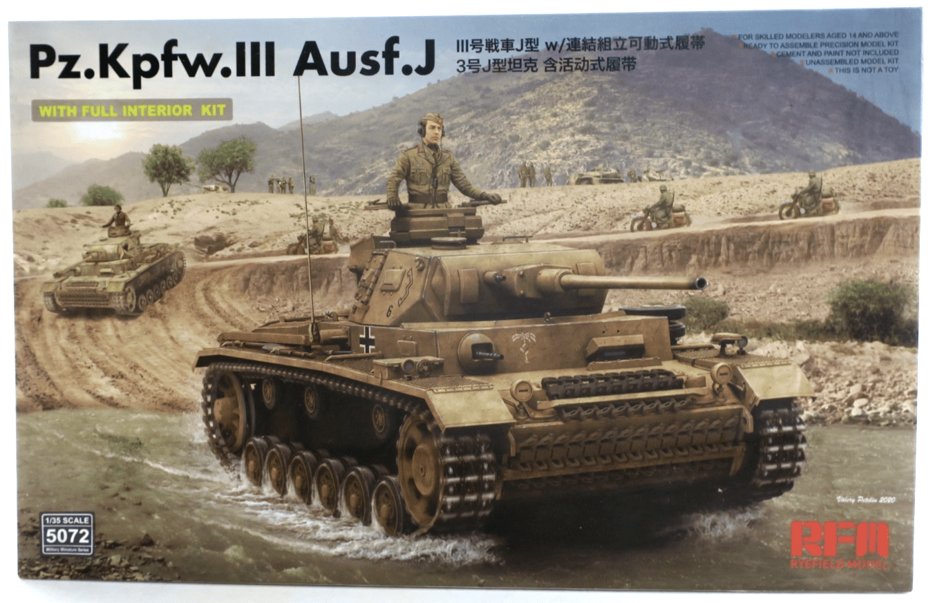 Ryefield Model 1/35 Pz.Kpfw.III Ausf.J With Full Interior Model Kit 5072 - WISE GUYS HOBBIES LLC