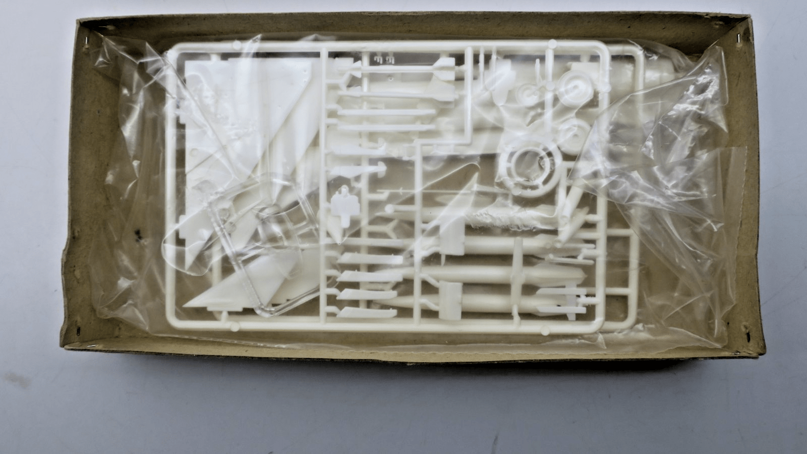 KP 1/72 MiG - 21 MF Model Kit 19 - WISE GUYS HOBBIES LLC