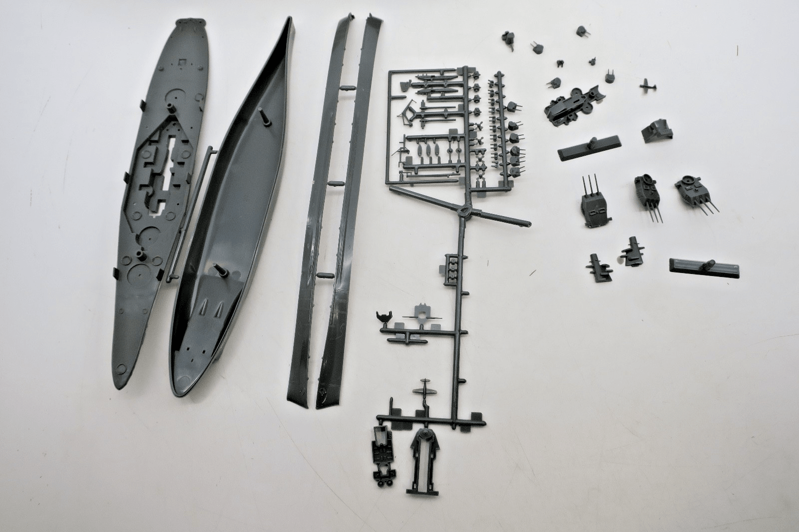 Revell 1/720 Battleship U.S.S. Massachusetts Model Kit H - 485:100 - WISE GUYS HOBBIES LLC